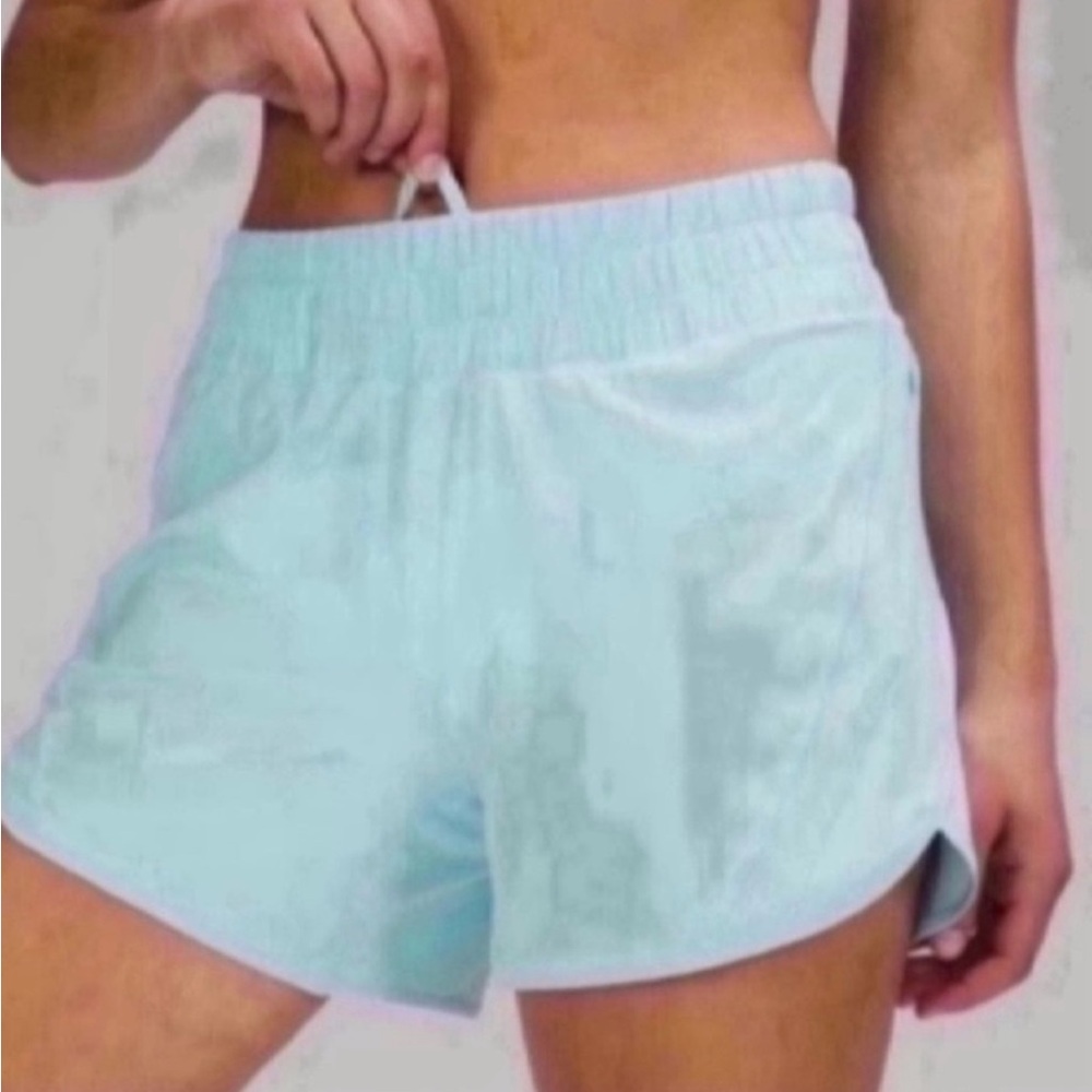 NWT Lululemon Track That 5" Mid-Rise Lined Shorts- Icing Blue, Size 8
